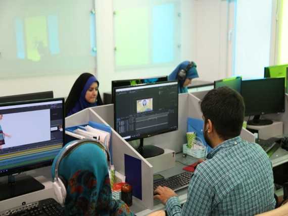 دانشگاه اصفهان از تیم‌های خلاق علوم انسانی در مرکز رشد فناوری‌های نرم استقبال کرد
