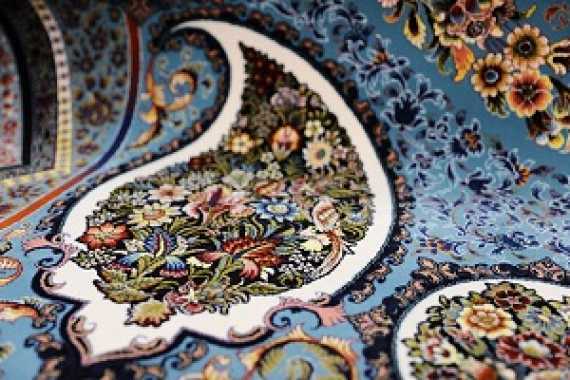 اولین جشنواره ملی قالی فاخر ایران به میزبانی  اصفهان برگزار می‌شود