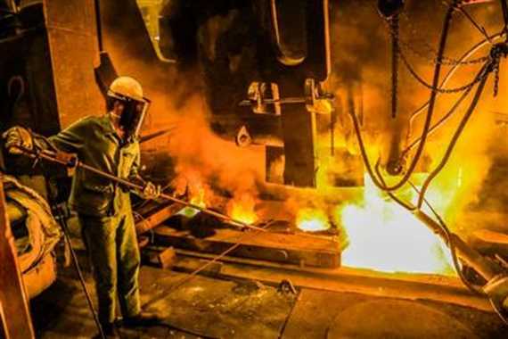 مدیر متالورژی ثانویه شرکت فولاد مبارکه خبر داد؛ تولید ماهانه 700 هزار تن تختال بدون هیچ تجهیز جدیدی یك دستاورد است
