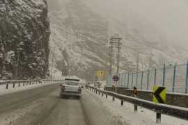برف و کولاک در جاده‌های مواصلاتی استان اصفهان