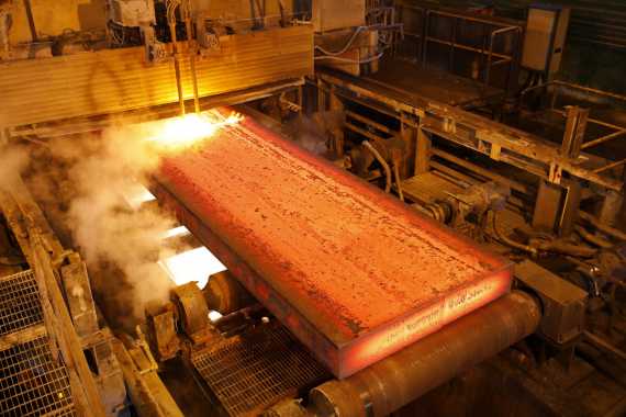 معاون بهره‌برداری شرکت فولاد مبارکه مطرح کرد؛ گام بلند فولاد مبارکه برای خودکفایی در صنعت نفت و گاز کشور با تولید انبوه تختال با ضخامت ۳۰۰ میلی‌متر