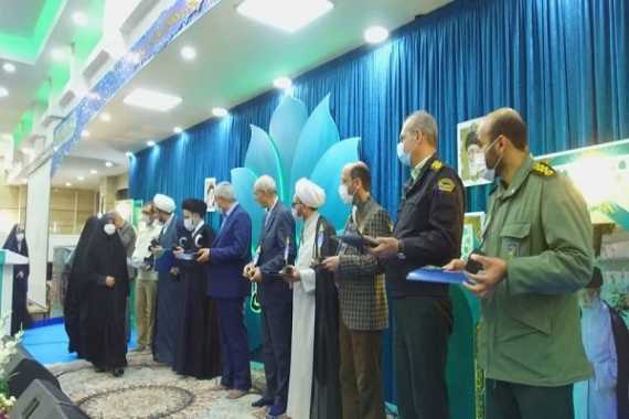 گواهینامه ۱۸۲ حافظ قرآن در شهرستان خمینی‌شهر اهدا شد