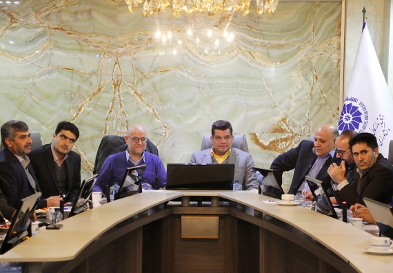 در سومین جلسه کمیسیون معادن اتاق بازرگانی اصفهان عنوان شد:  احیای معادن کوچک مقیاس؛ راهی برای تحول در معادن استان