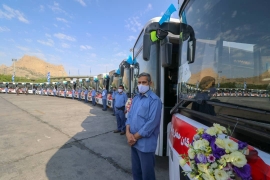 همزمان با عید سعید غدیر خم با حضور وزیر راه وشهرسازی، 80 دستگاه اتوبوس تازه نفس به چرخه حمل و نقل عمومی اصفهان پیوست