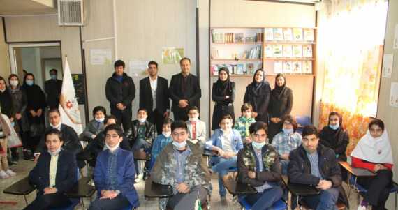 مدیر مجتمع فرهنگی، آموزشی و تحقیقاتی دکتر محمدشفیعی مطرح کرد  :  حمایت مسئولین  از طرح های نوین پژوهشگران نوجوان اصفهانی